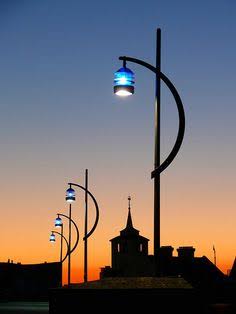 Street Lamp Broken